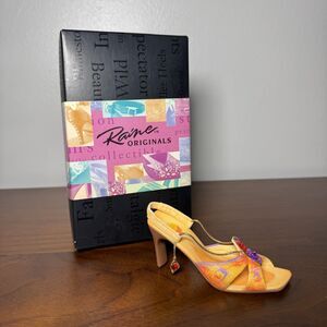 NWT Raine Originals Just The Right Shoe Madagascar Comet Retired - Shoe Figurine